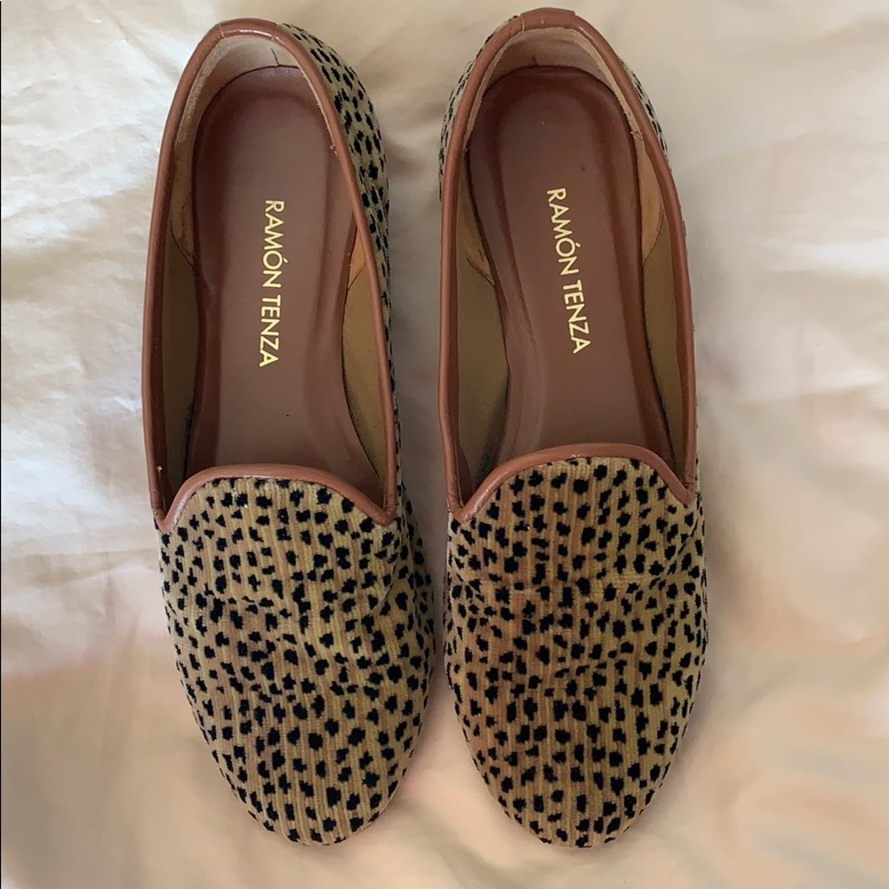 Ramon Tenza leopard print velvet dress shoe 7M